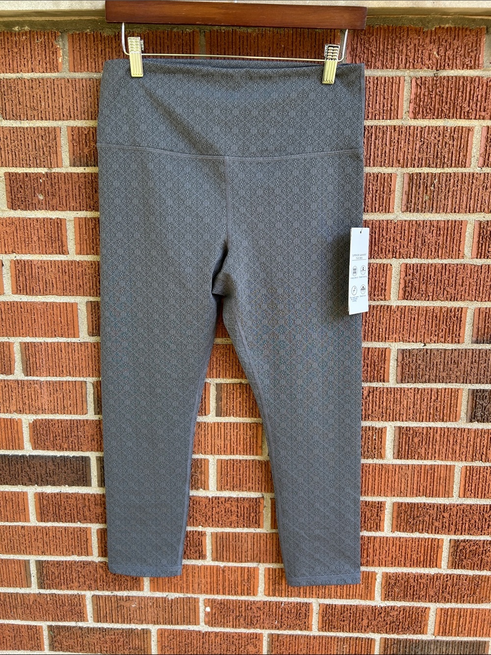 Women’s Gray Patterned High-Waist Leggings
